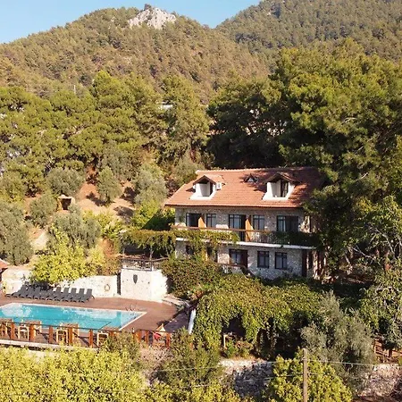 Faralia Ξενοδοχείο