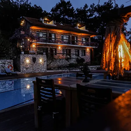 Faralia Ξενοδοχείο