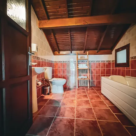 Ξενοδοχείο Faralia 3*